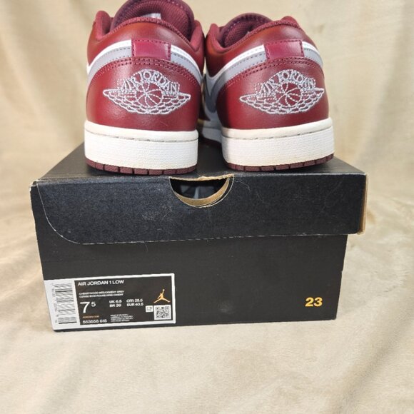 AIR JORDAN 1LOW MEN'S US 7.5/EU 40.5 - Picture 9 of 11
